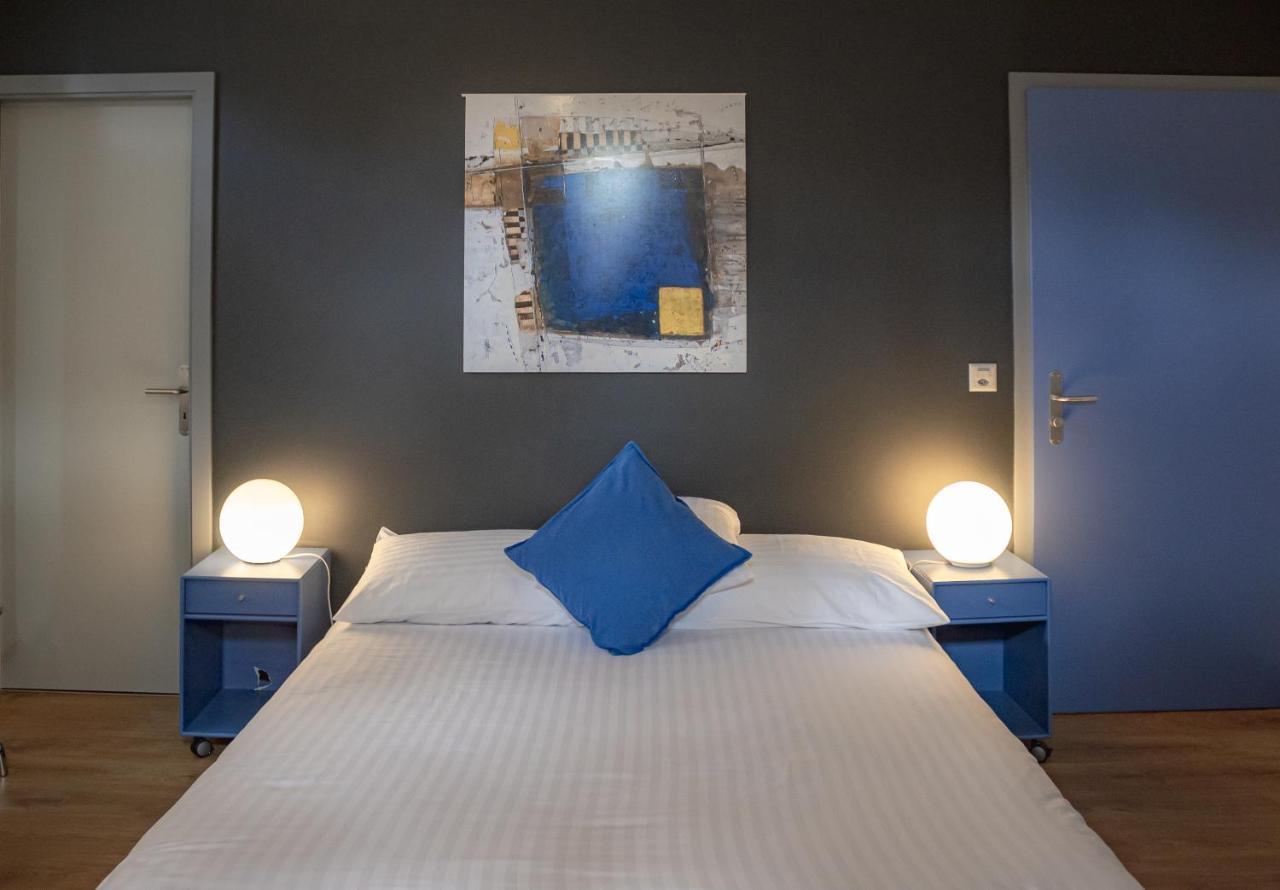 Hotel Au Boeuf Rouge à Crassier Extérieur photo