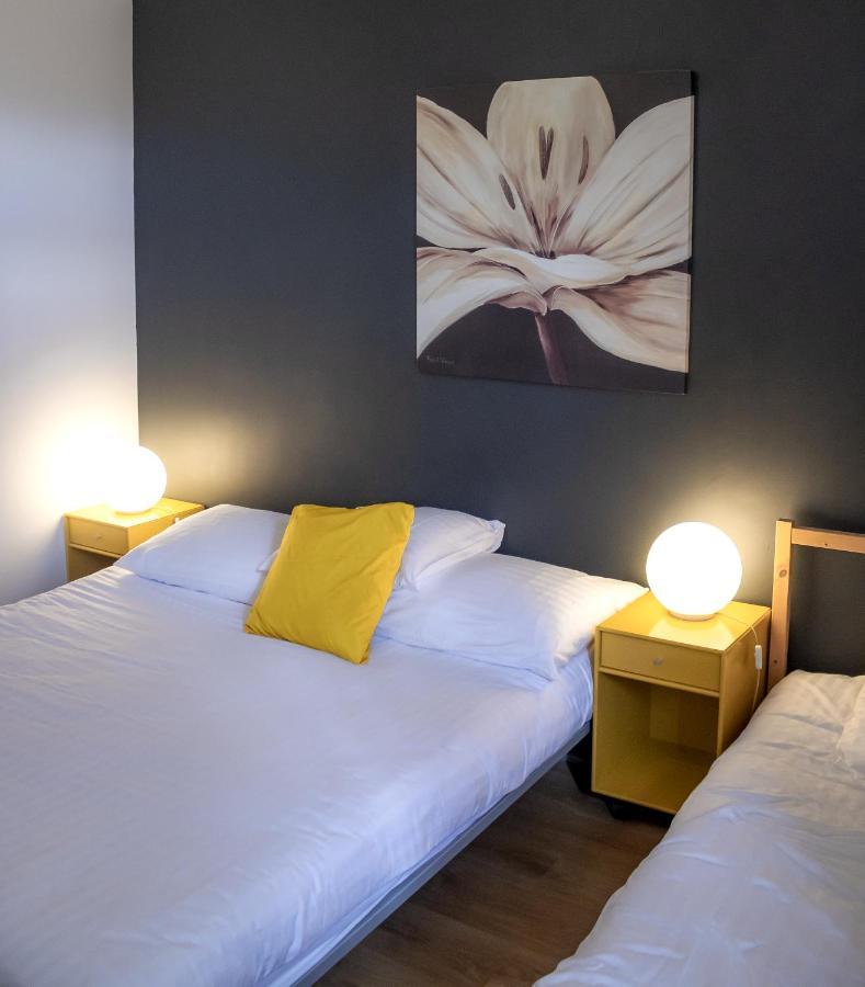 Hotel Au Boeuf Rouge à Crassier Extérieur photo