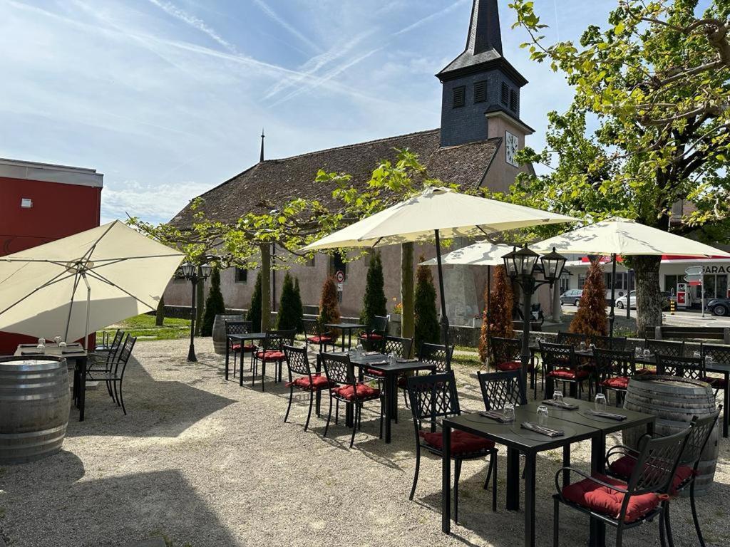 Hotel Au Boeuf Rouge à Crassier Extérieur photo