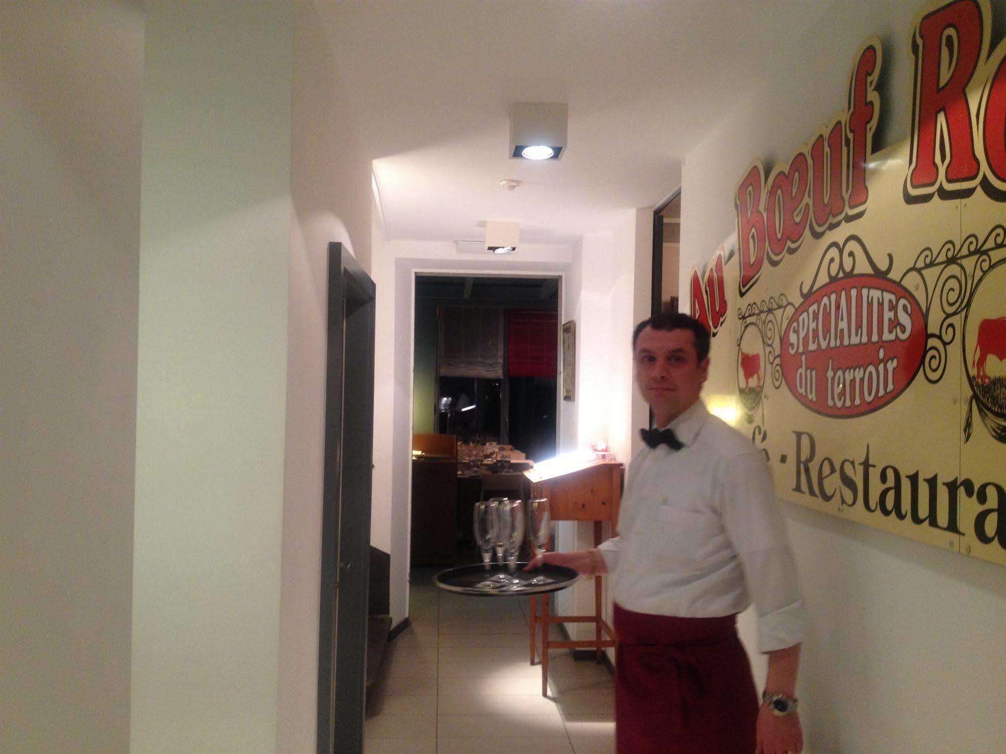 Hotel Au Boeuf Rouge à Crassier Extérieur photo